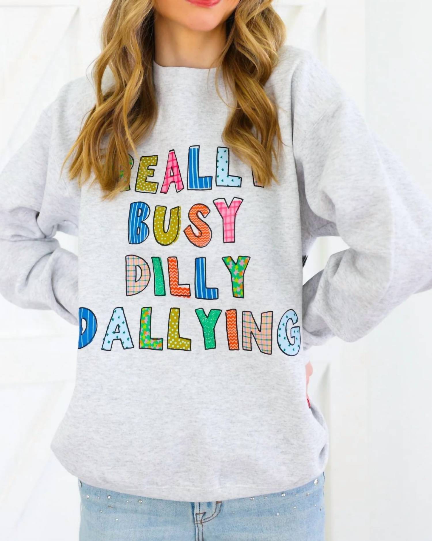 Etta & East - Dilly Dallying Sweatshirt