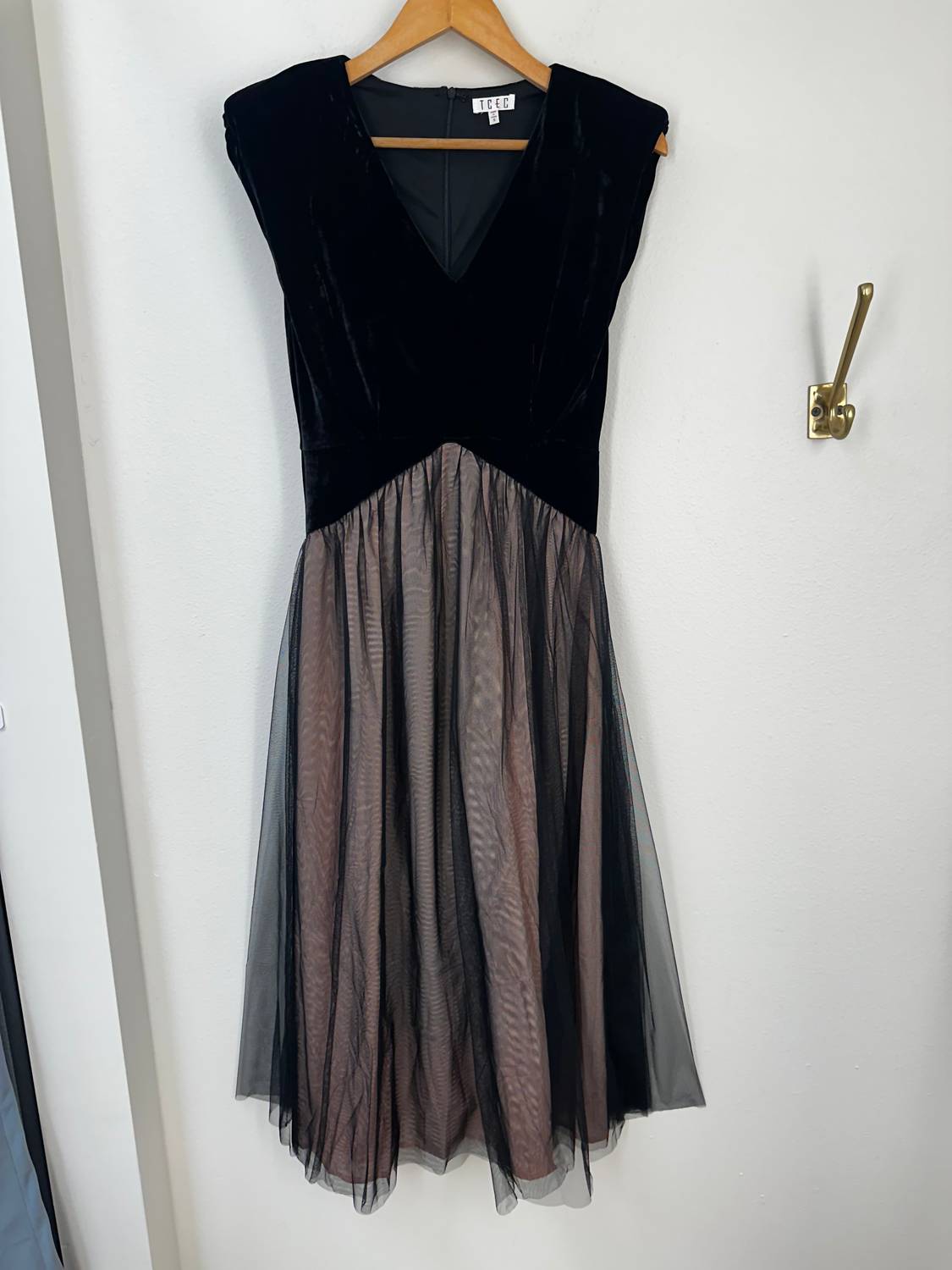 TCEC Women's Fitted Velvet & Tulle Midi Dress in black - women's dress
