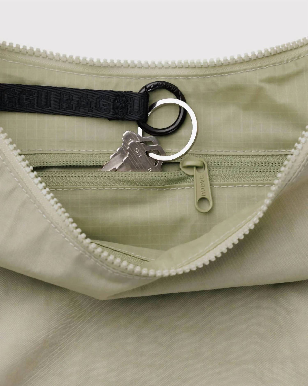 Baggu - Women's Medium Nylon Crescent Bag