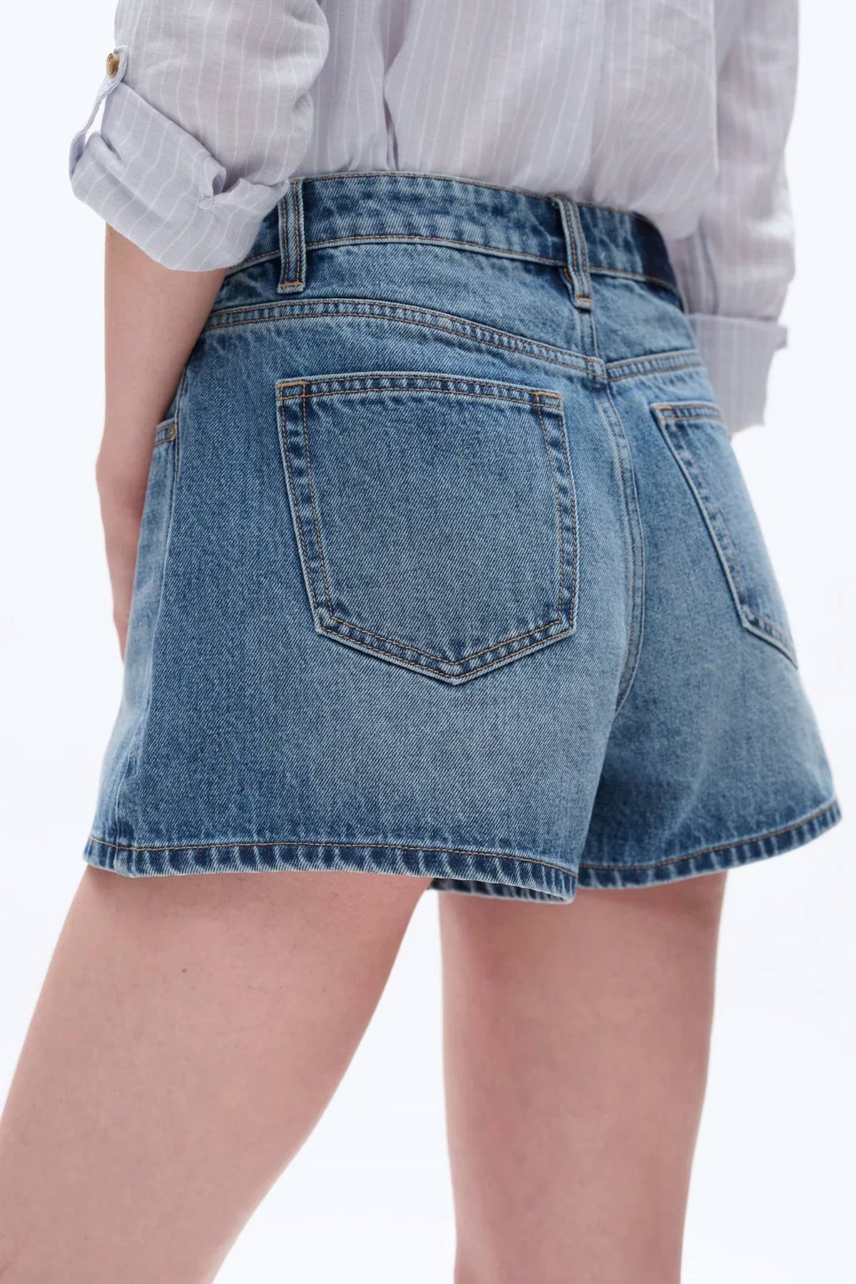 Bayeas - Mid Rise Rigid Denim Shorts