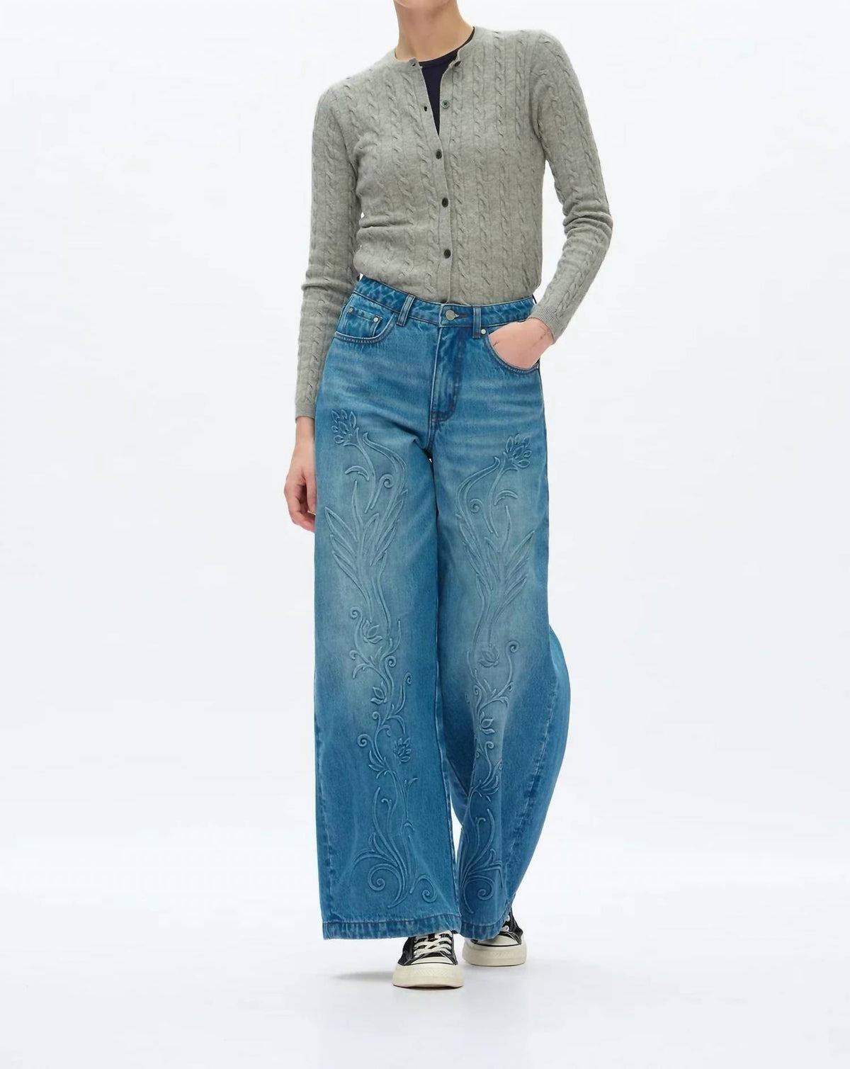 Bayeas - Wide Leg Curve Embossed Floral Jeans