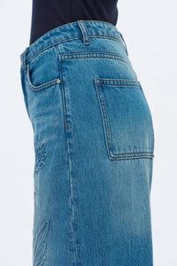 Bayeas - Wide Leg Curve Embossed Floral Jeans
