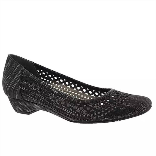 Ros Hommerson - Tina Dress Shoe (Wide Width)