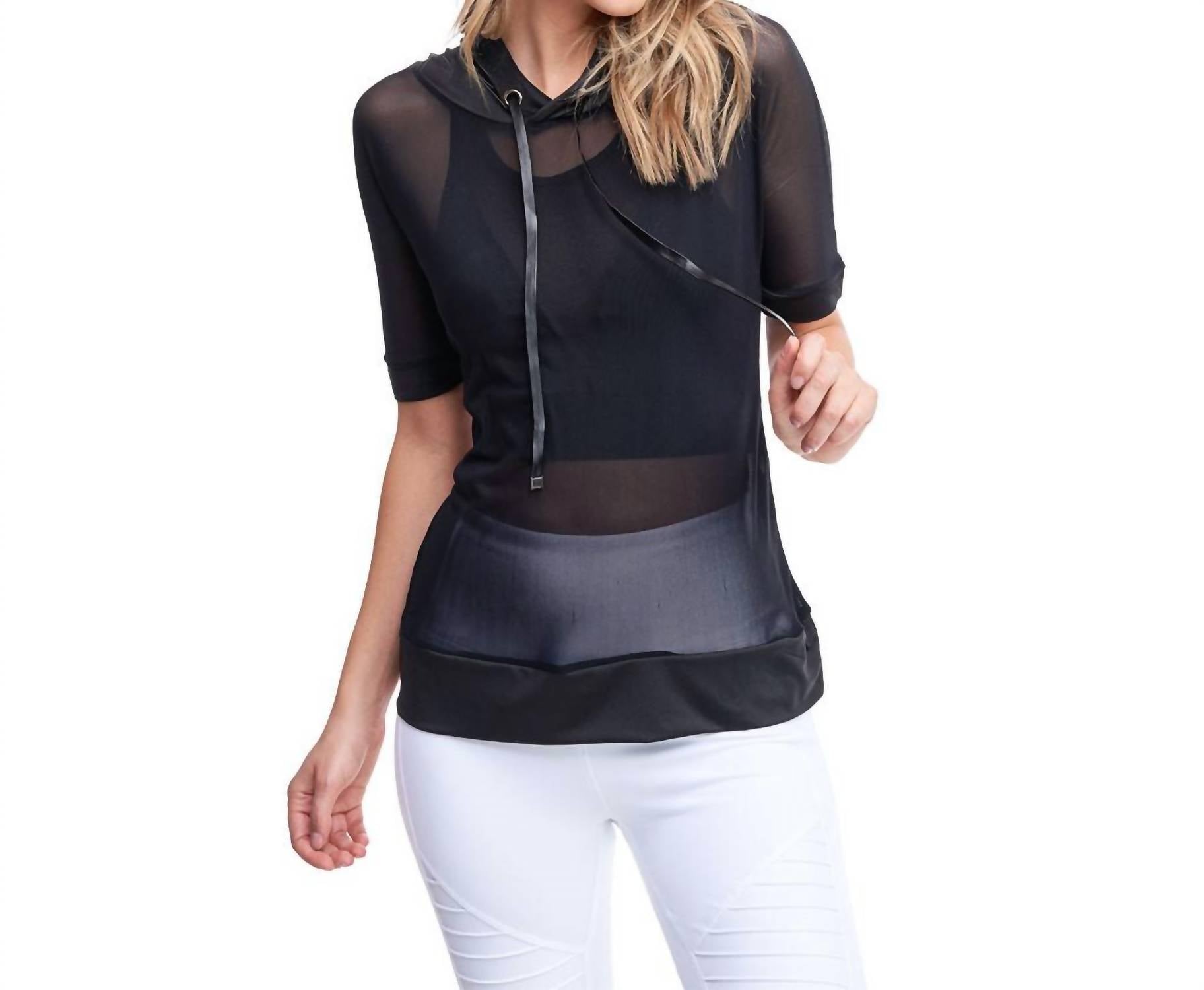 GOLDHAUS Breeze Short-sleeve Hoodie in black - women's top