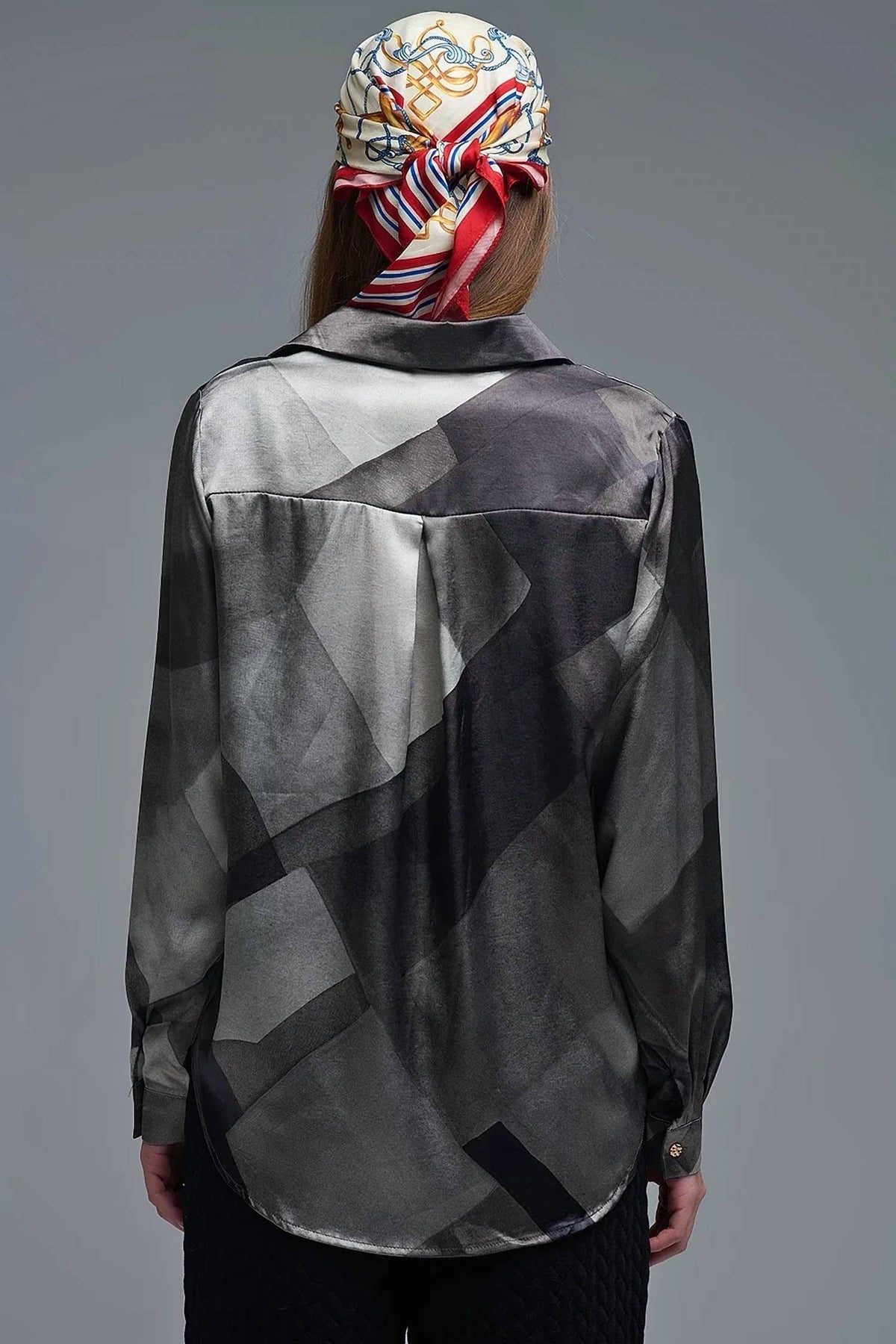 Q2 - Verena Shirt