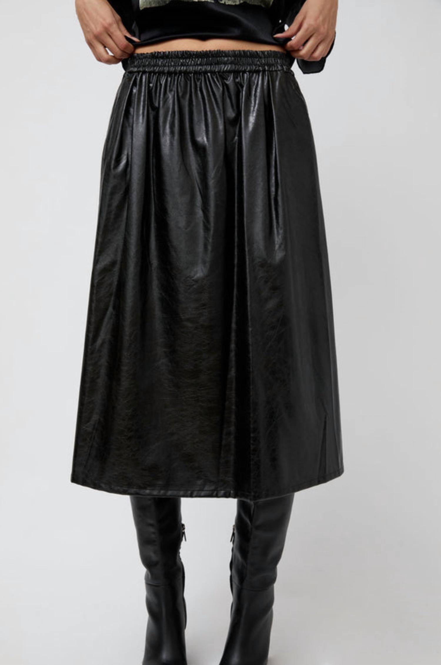 No. 6 Mel Midi Skirt in black - women's skirt
