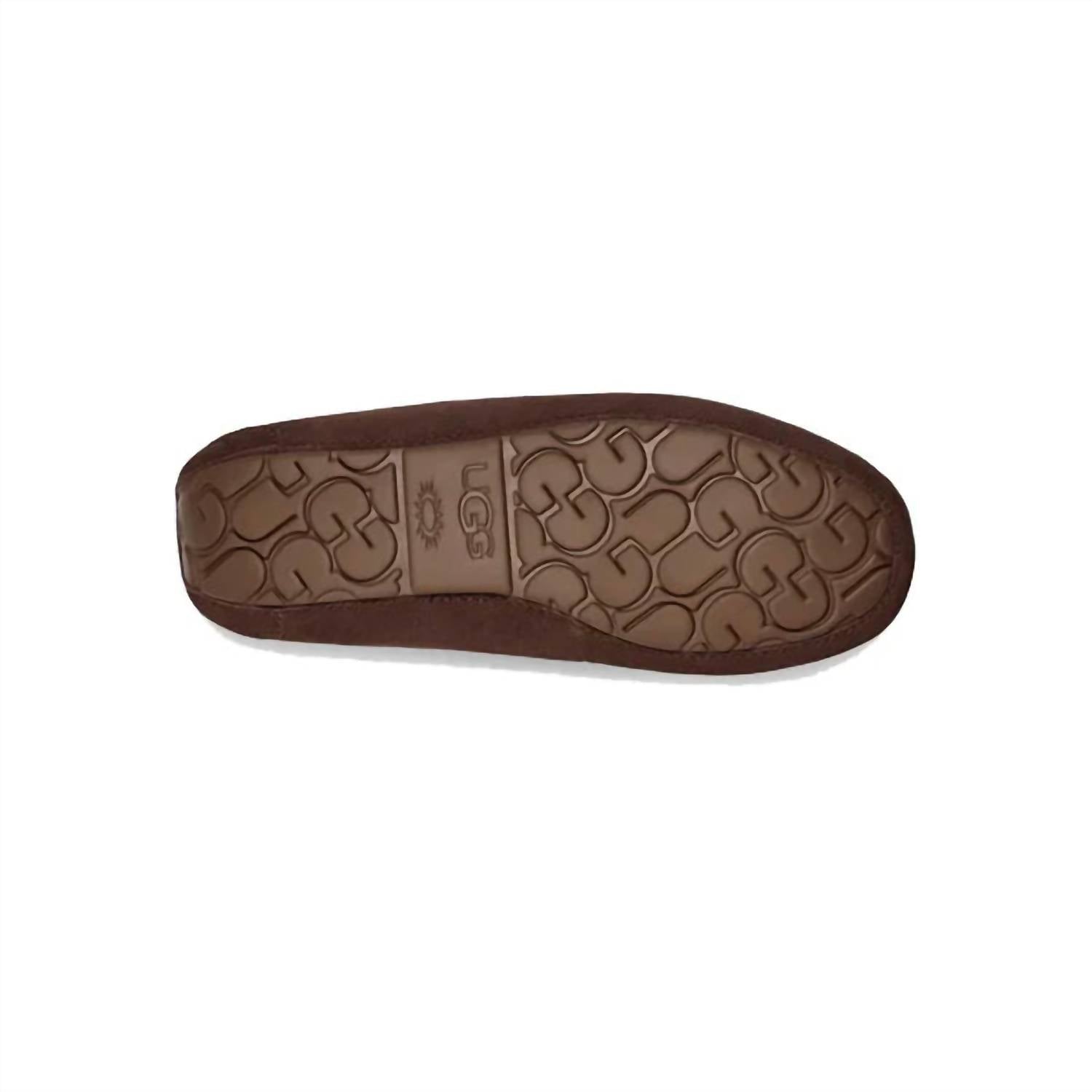 Ugg - Women's Dakota Moccasins