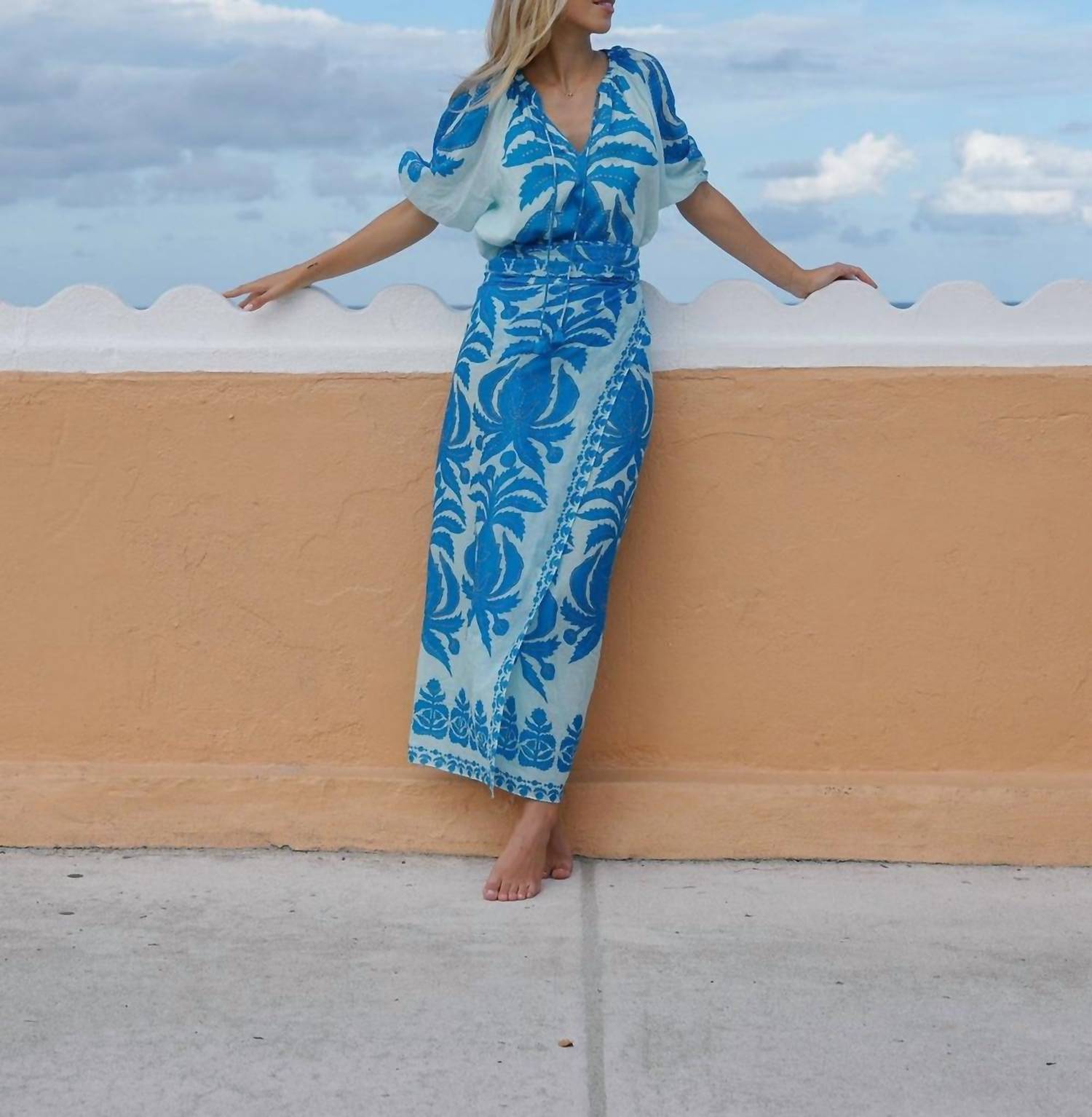 Omika - Isla Tie Neck Blouse