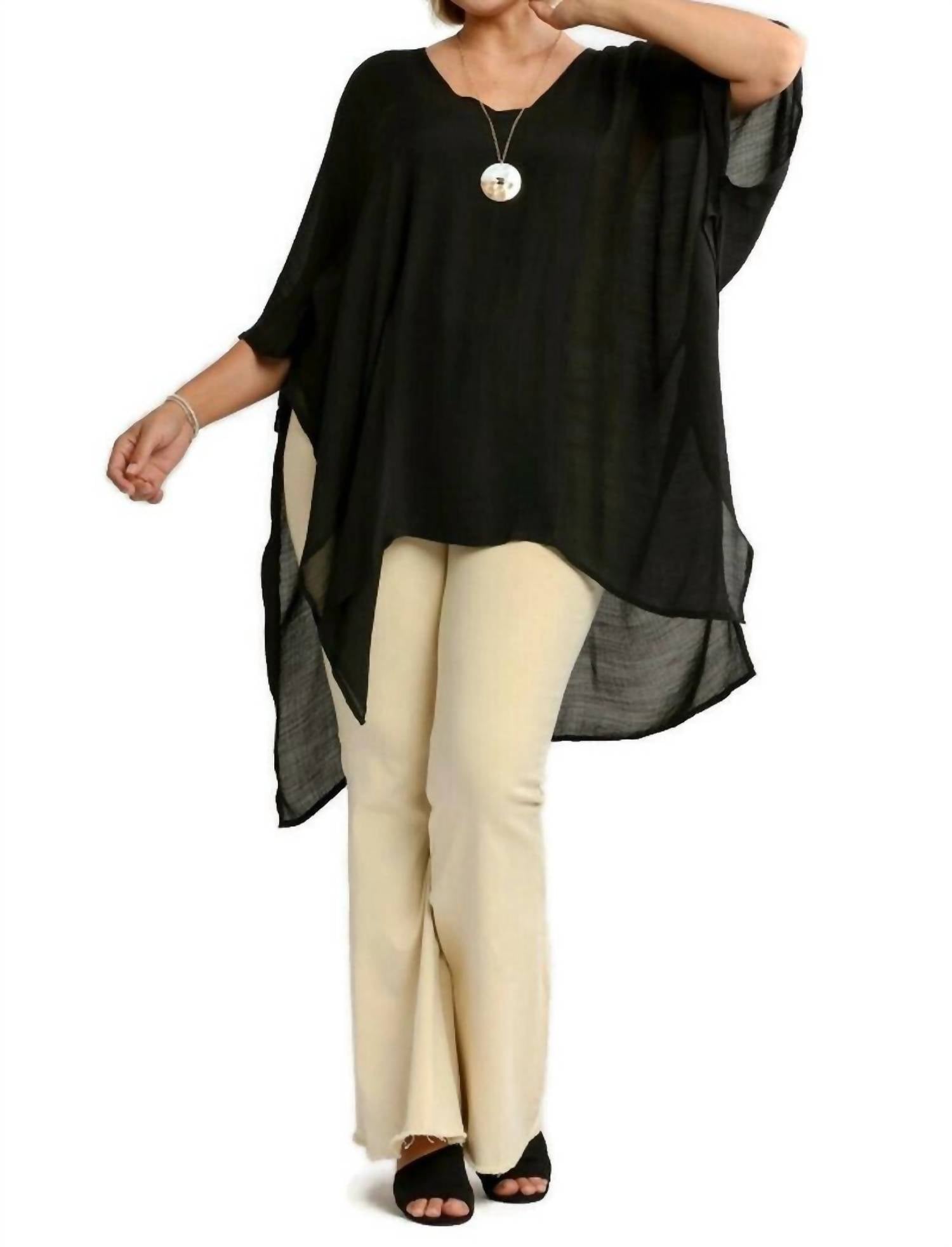 umgee Caftan Scoop Neck Tunic in black - women's shirt