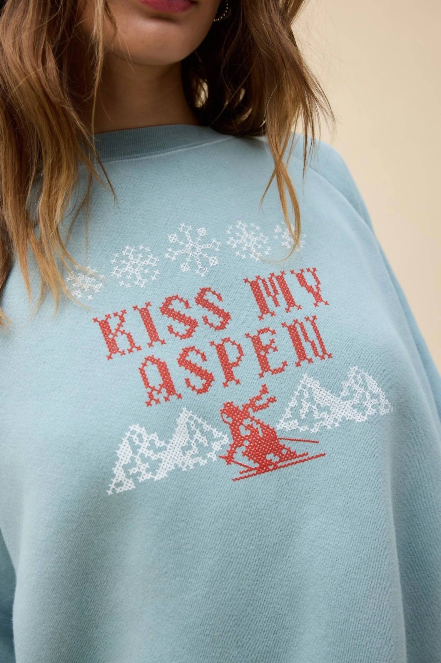 Daydreamer - Kiss My Aspen Shrunken Raglan Sweatshirt