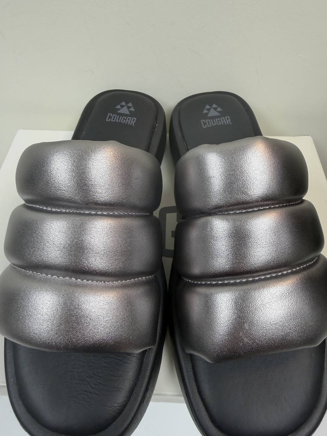 Cougar - Women's Leather Water-repellent Sandal