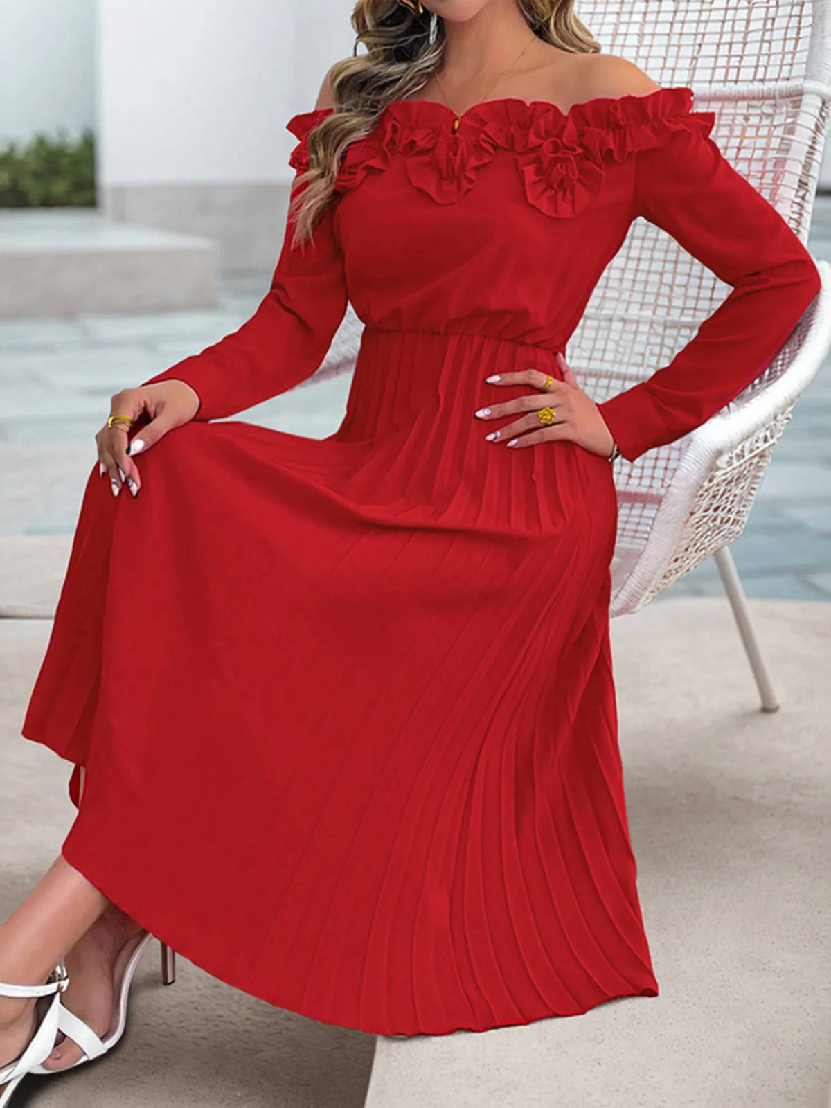 Ohsostyled - Off-shoulder Ruffle Pleated Midi Dress