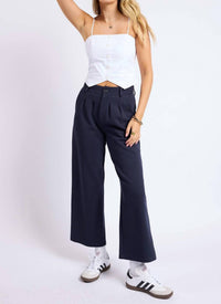 Sage The Label - Rowena Sleeveless Buttoned Fitted Crop Top
