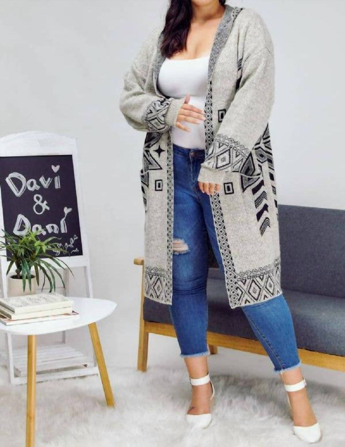 Davi & Dani - Snow Printed Long Sleeve Pockets Cardigan - Plus
