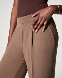 Spanx - Crepe Pleated Trouser
