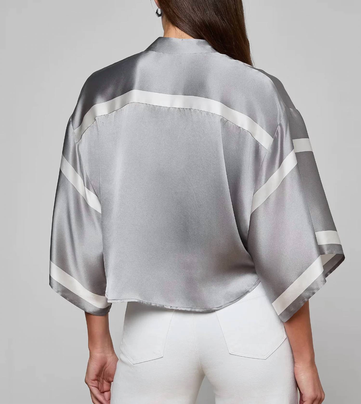 L'Agence - Dru Mandarin Crop Blouse