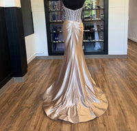 Sherri Hill - Women's Strapless Sweetheart Dress