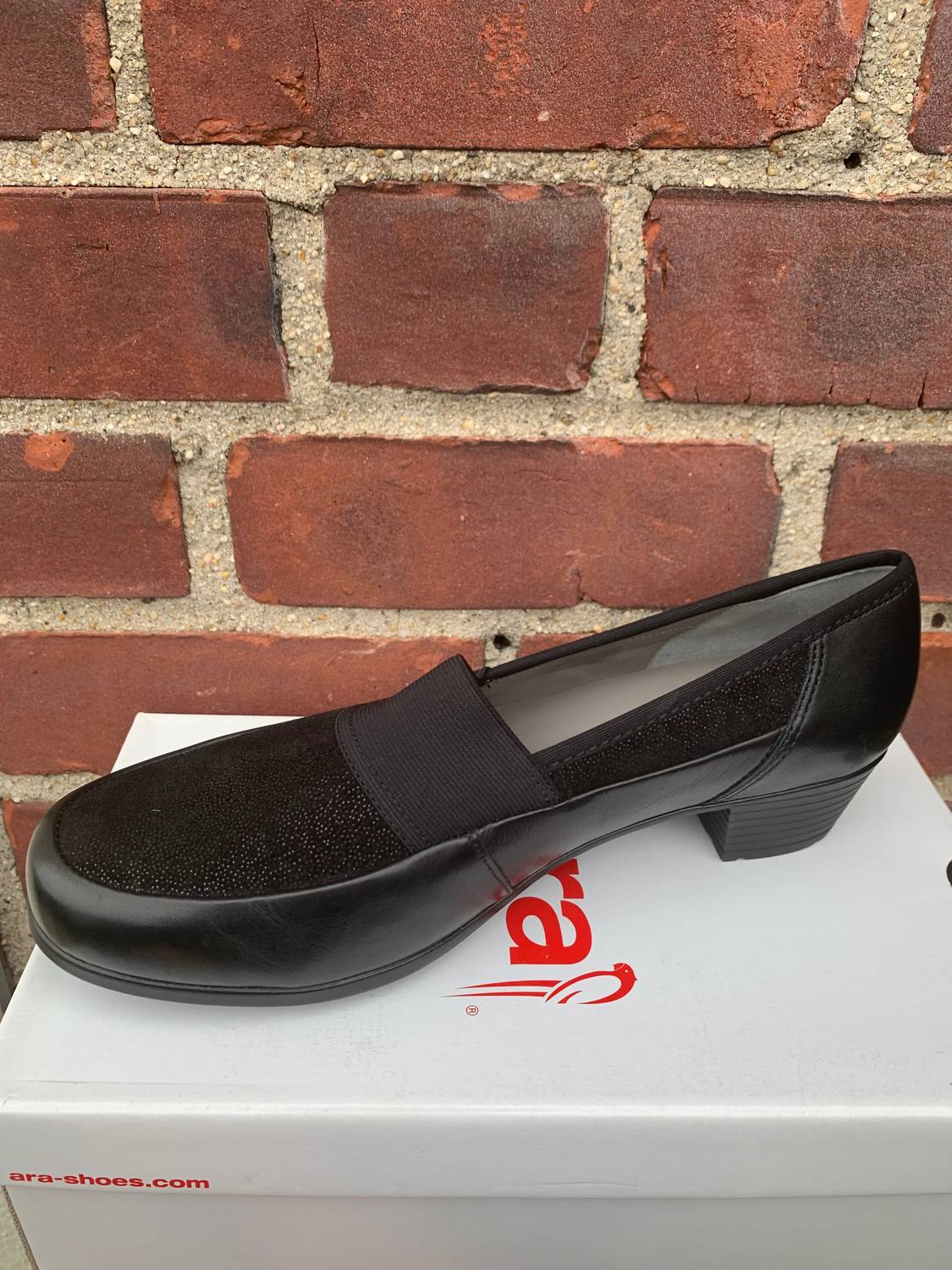 Ara Women's Berta Shoes in black - women's flats - alternate view