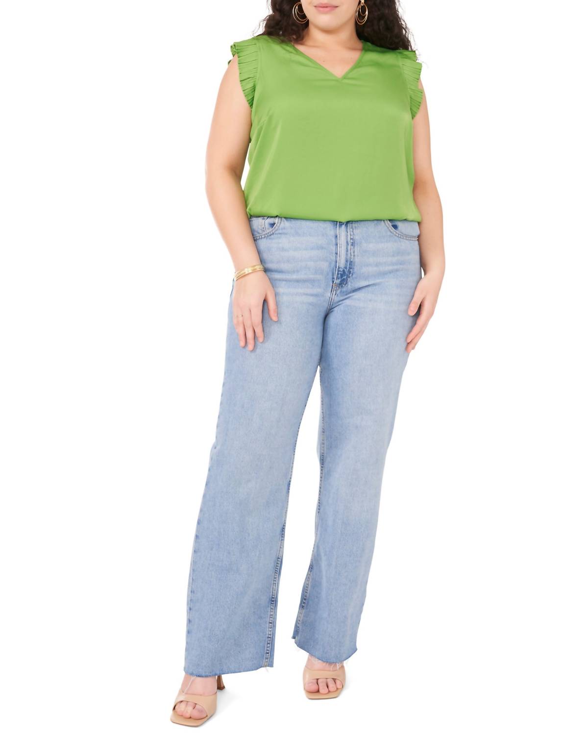 Vince Camuto - V Neck Short Sleeve Top