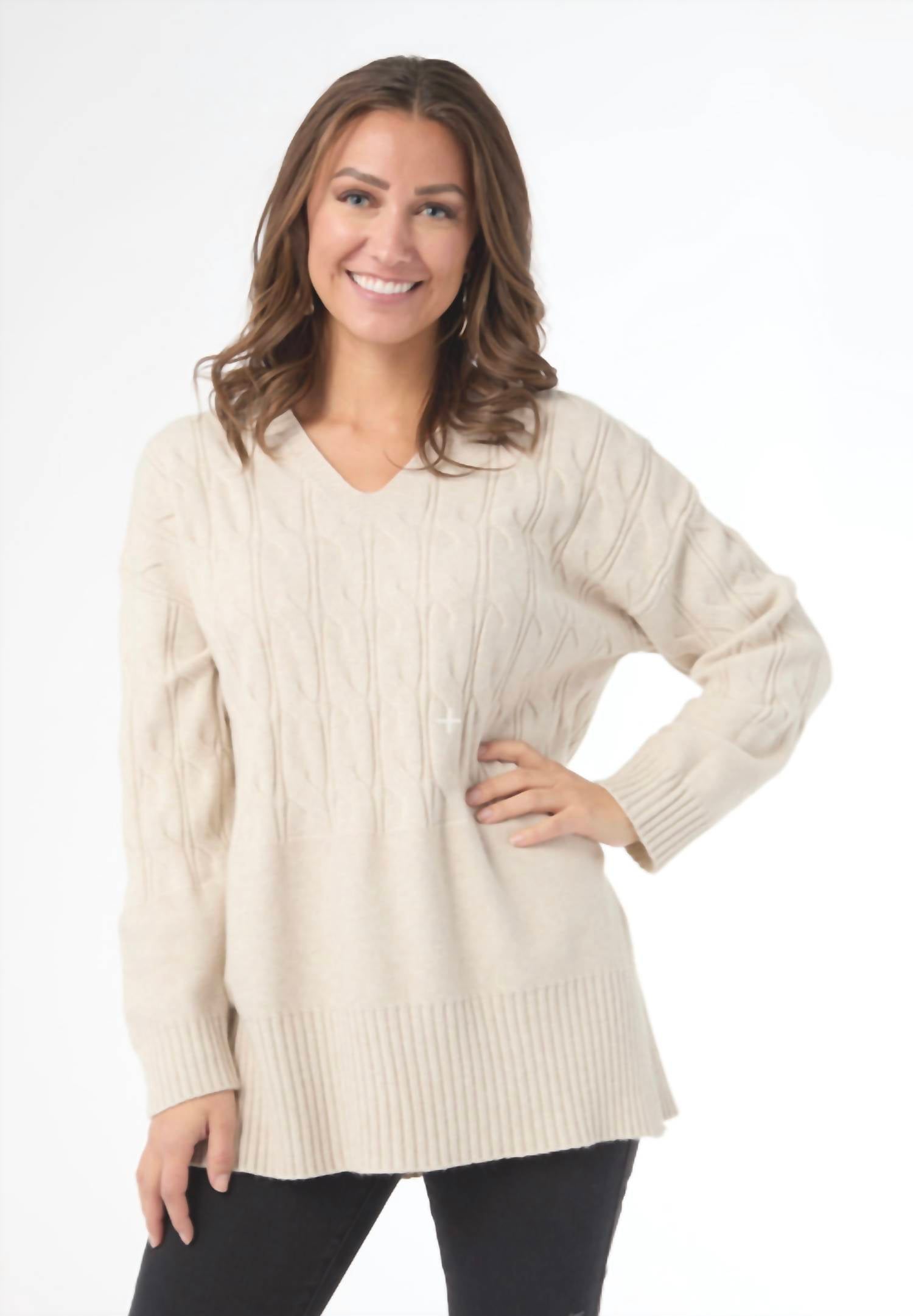 Coco + Carmen - Haevenly Luxe VNeck