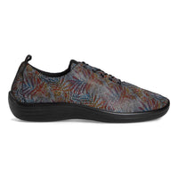 ARCOPEDICO Women’s Lanin Travel Shoes in black palm - women's sneaker