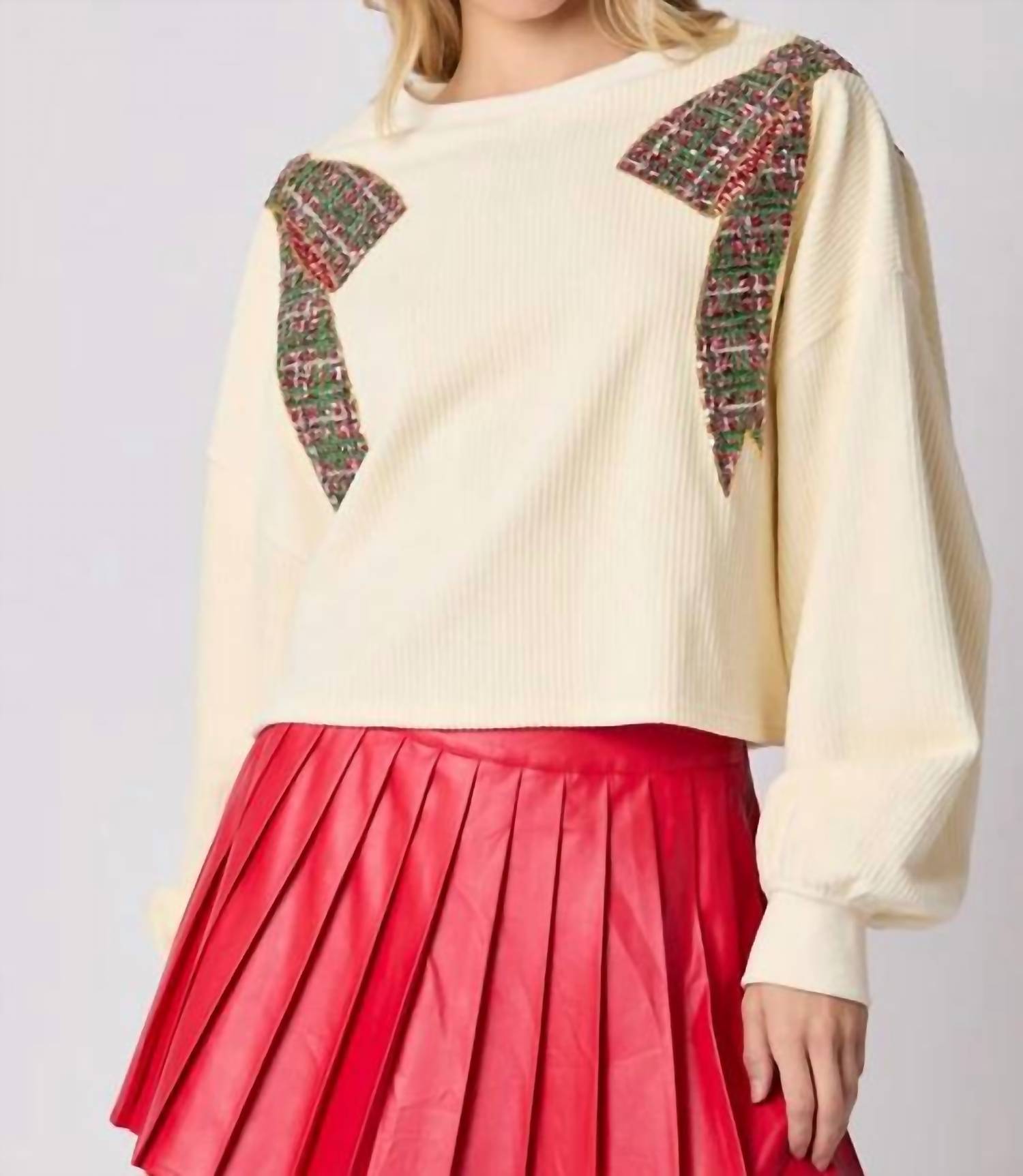 Peach Love - Christmas Bow Sequins Embroidery Sweatshirt