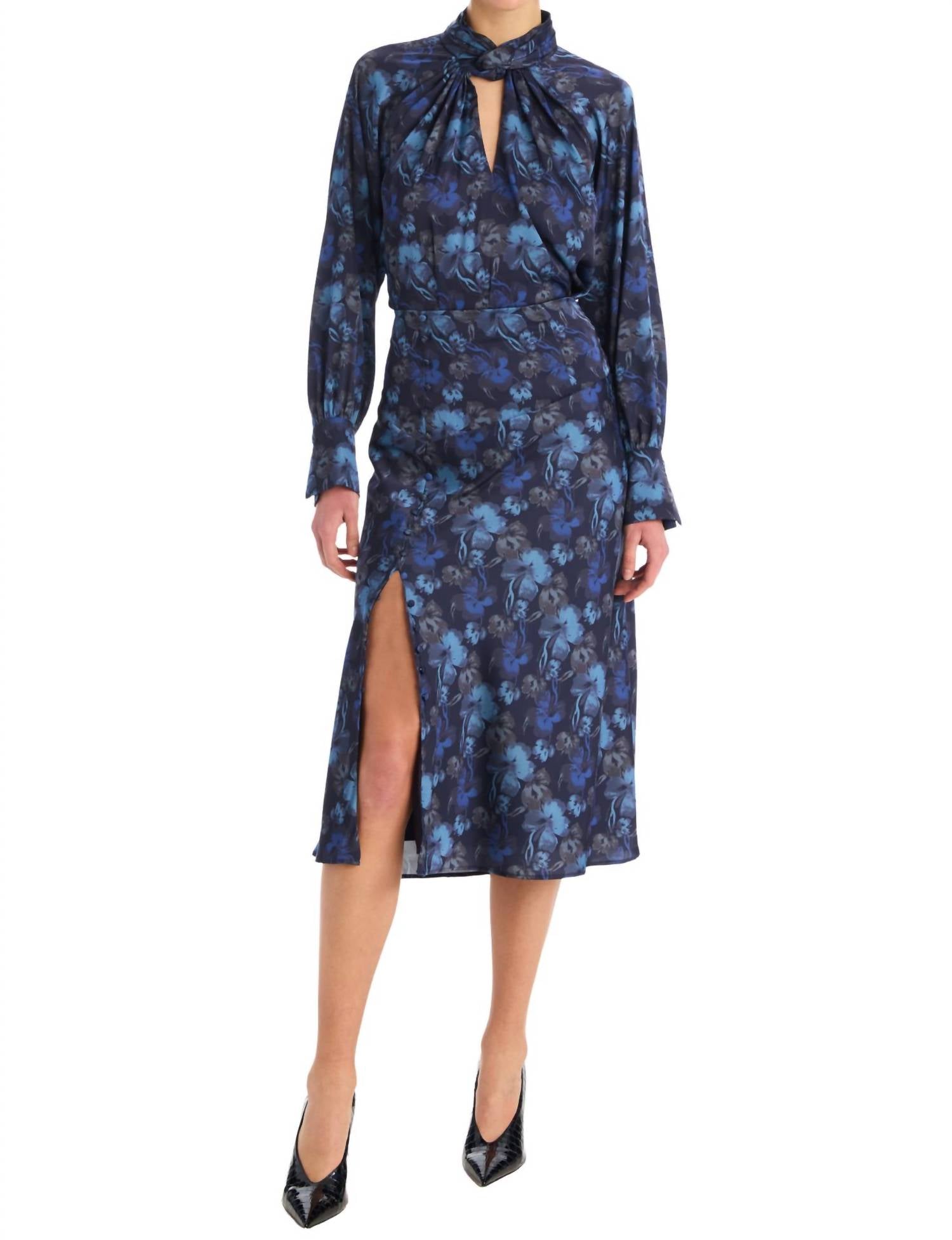 ALLISON NEW YORK SAMANTHA BLOUSE in midnight floral 1 - women's blouse - detail view