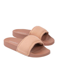 WOMEN'S PILO SLIDES