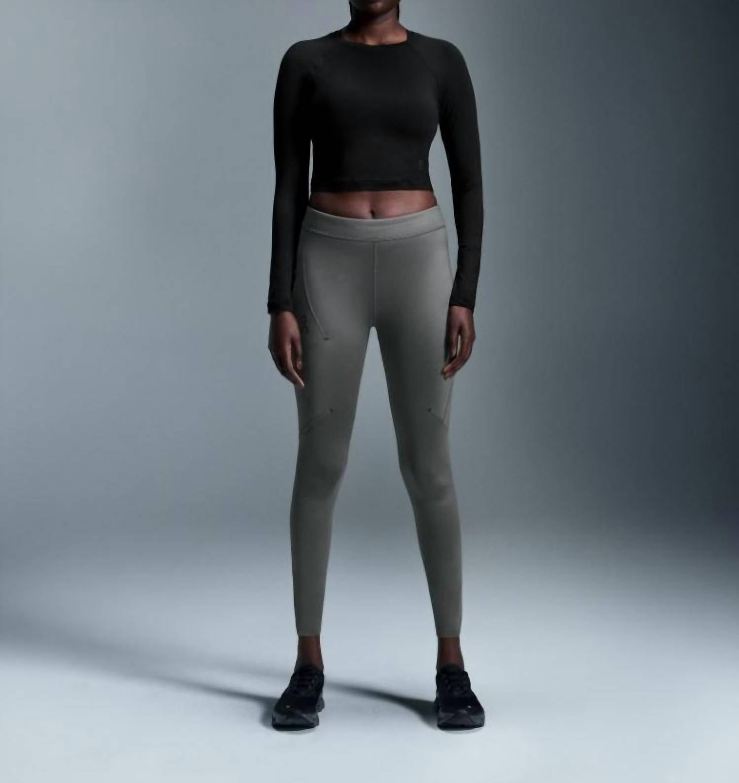 On - Studio Long-t Crop Top