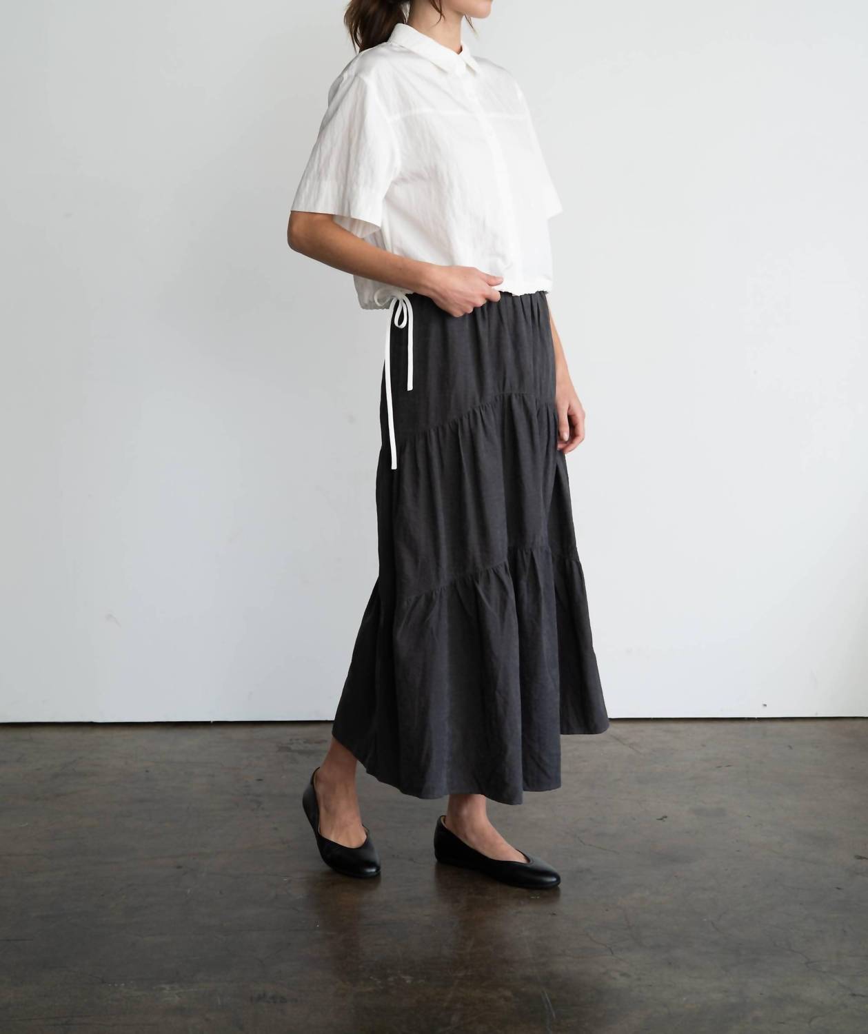 Elle Grey - Button-up Shirt With Tie Hem
