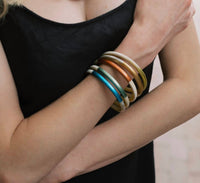 Sunshine Tienda - Women's San Pedro Metallic Bangle Set