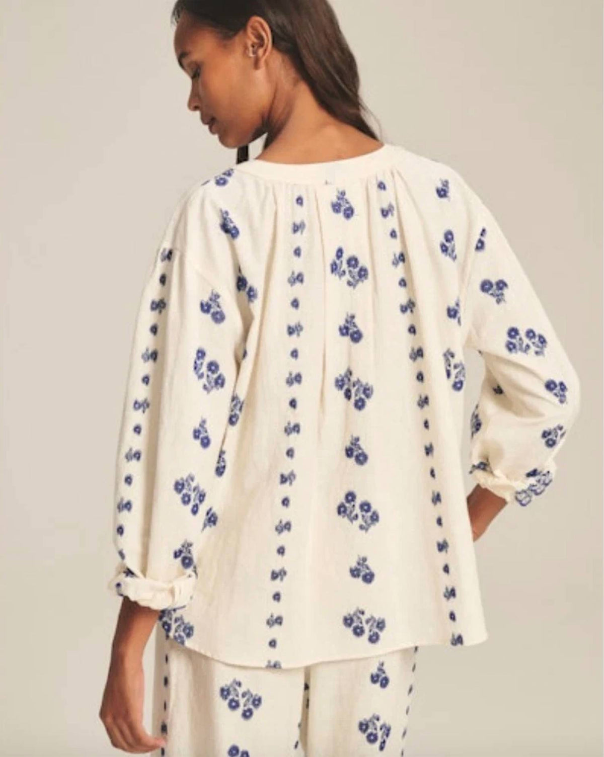 Velvet By Graham & Spencer - Women's Winslet Peasant Top