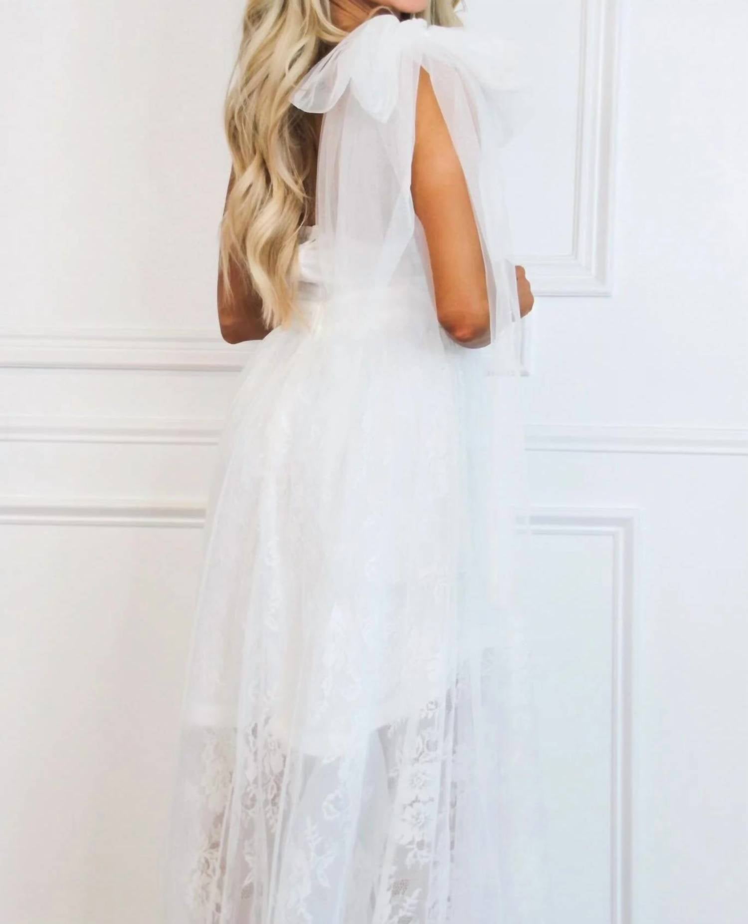 Maniju - Stay Together One Shoulder Bow Lace High Low Maxi Dress