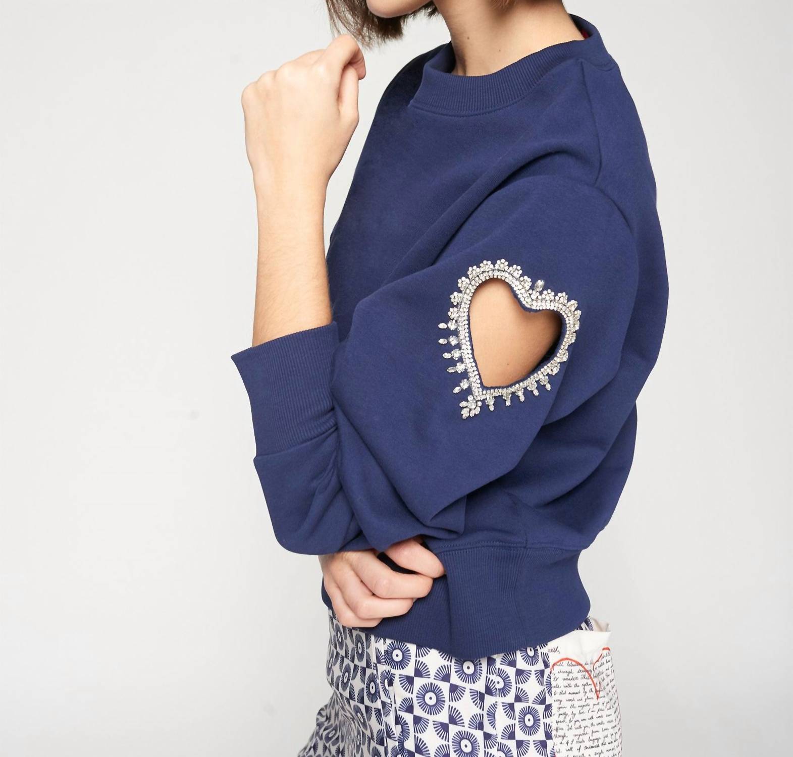 Vilagallo - With Heart Sleeve Top - Plus