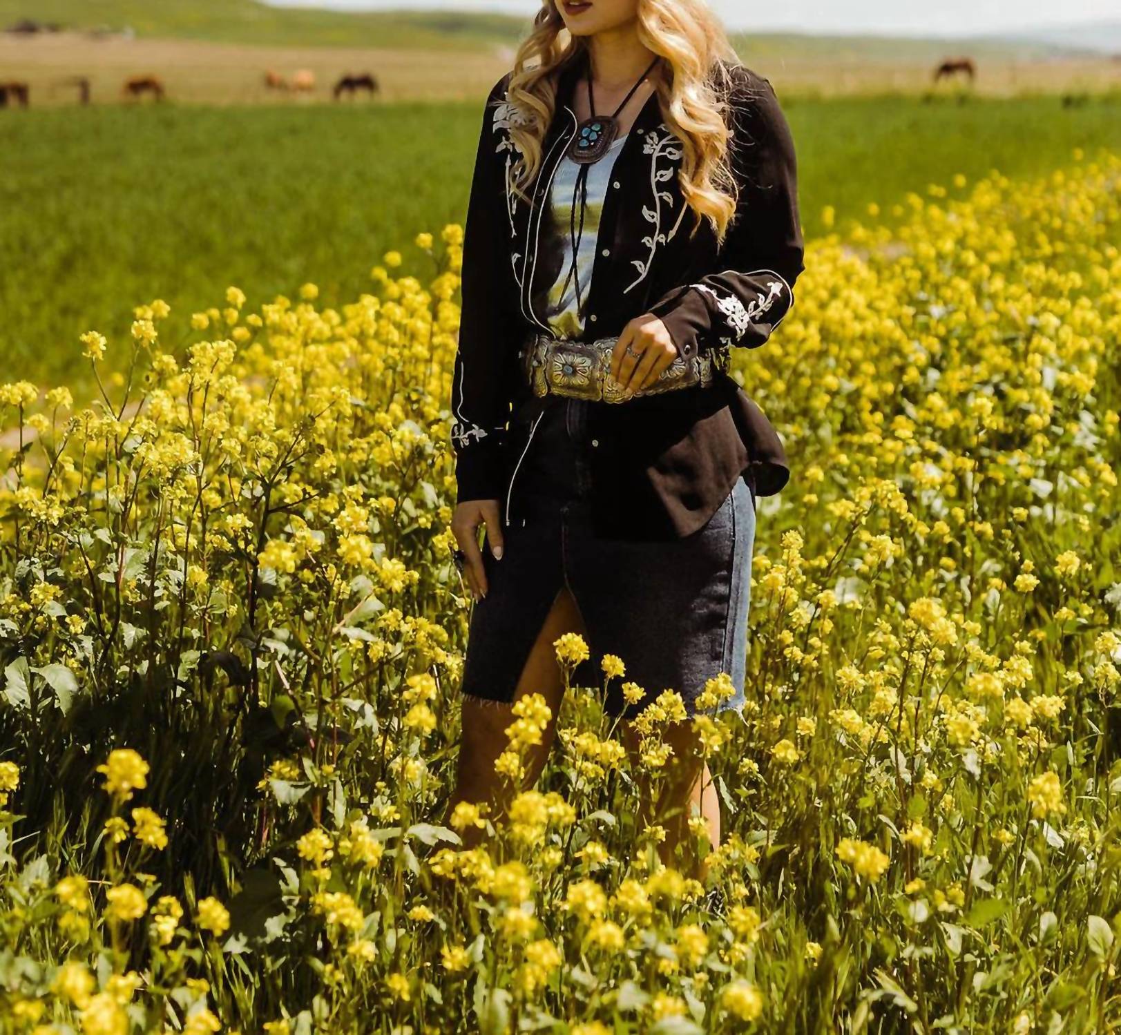 Rodeo Quincy - Veronica Button Up Shirt
