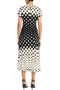 Maggy London - Contrast Geo Print A-line Midi Dress