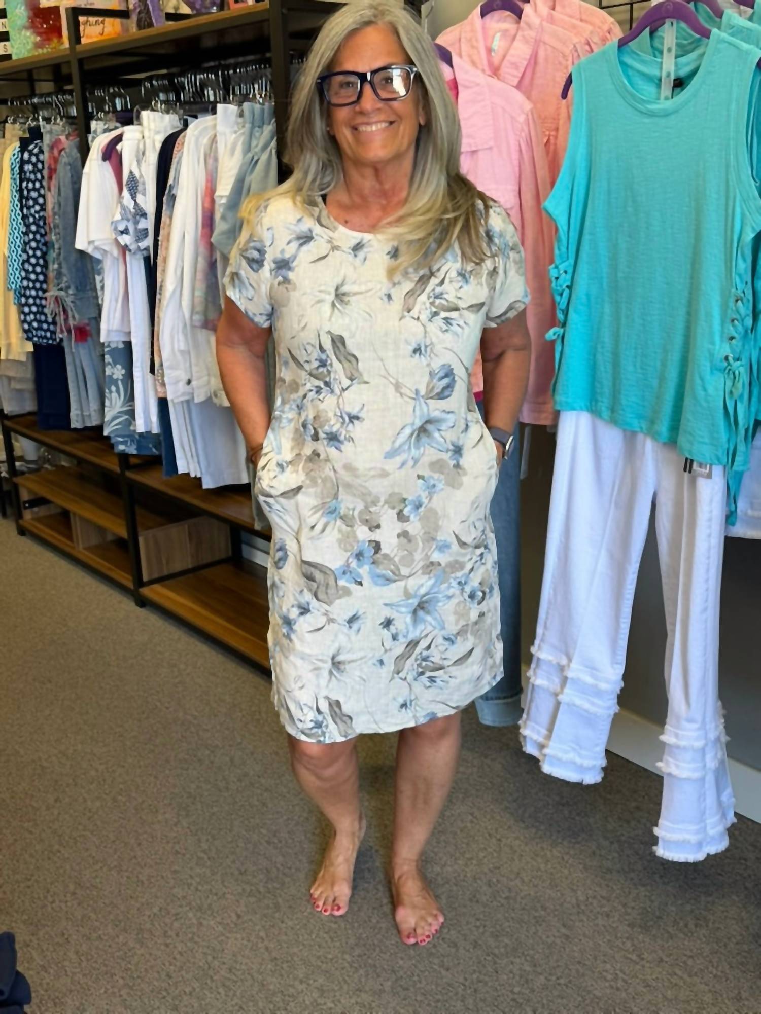Femme Fatale - Short Sleeve Linen Dress