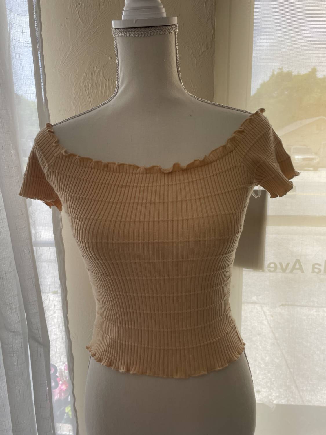 Active Basic - Off the shoulder