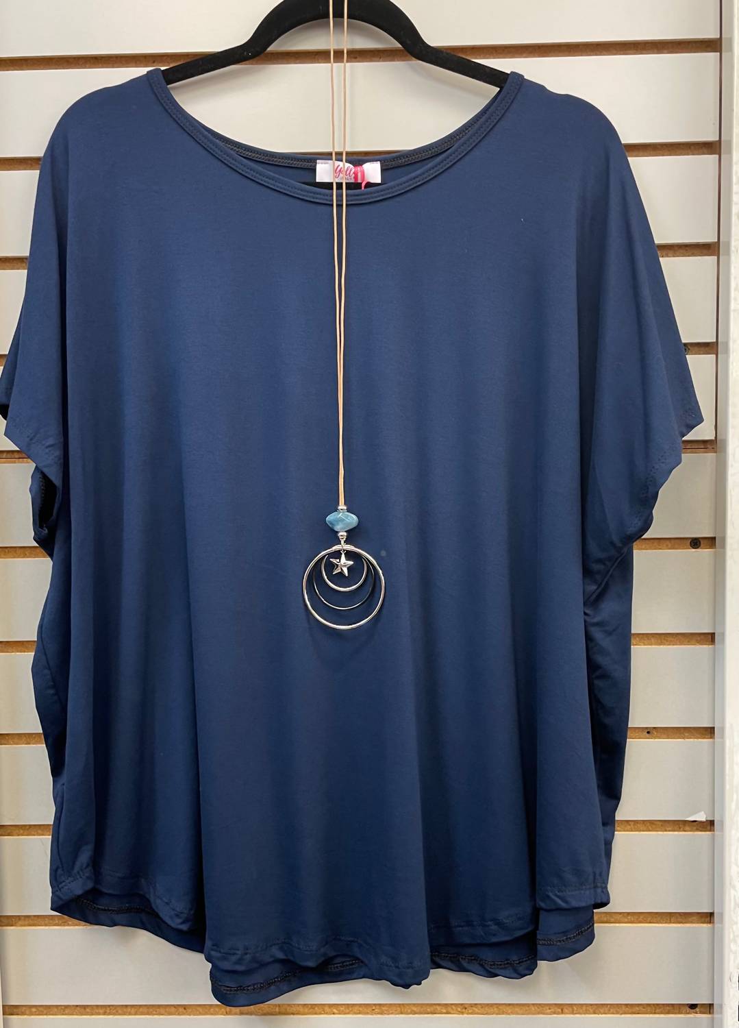 Yolly - Woven Tee With Necklace