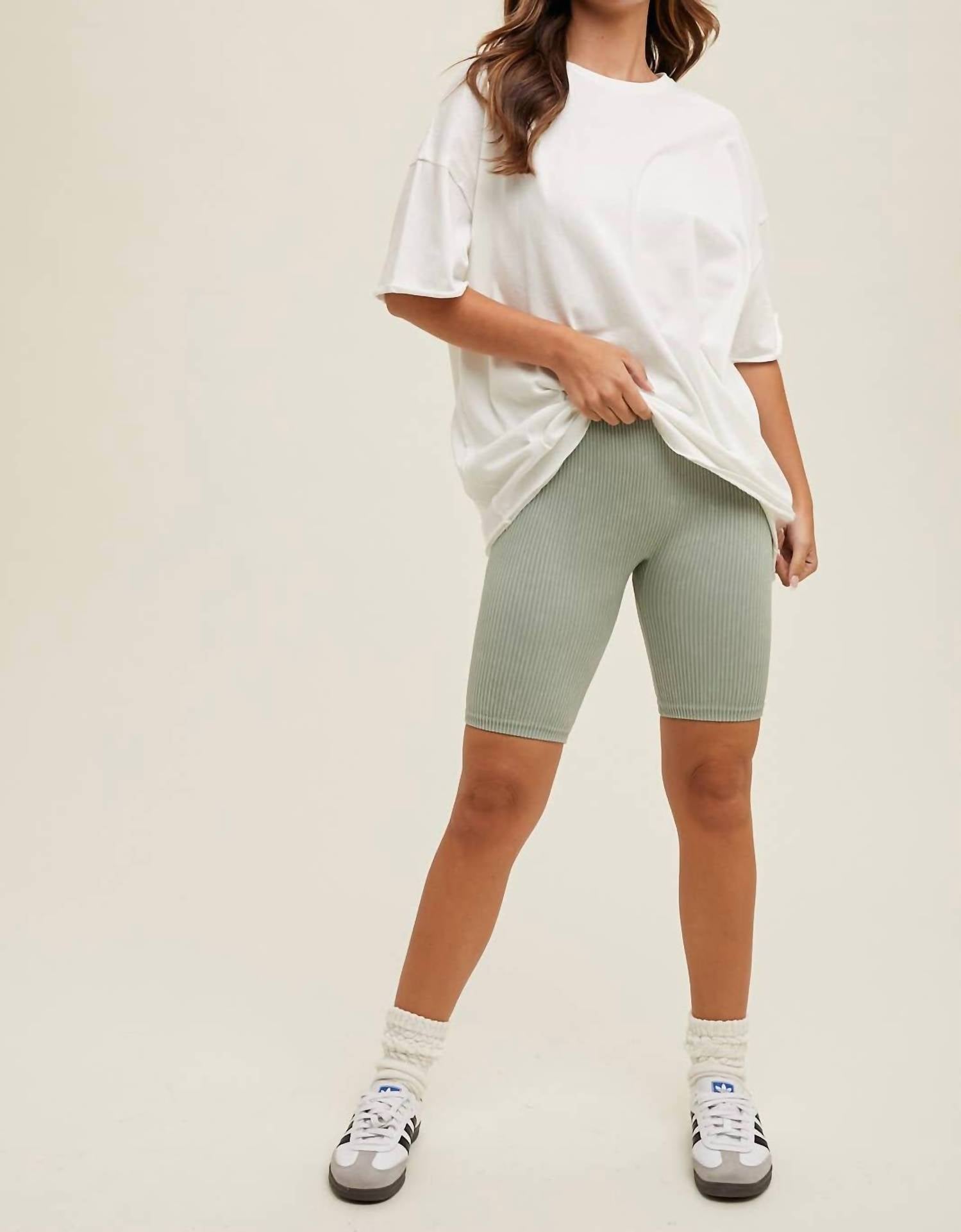 WISHLIST Josh Oversized Raw Hem Tee in white - women's t-shirt - view 4
