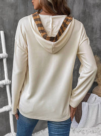 Lily Clothing - Cozy Plaid Trim Pullover Sweatshirt