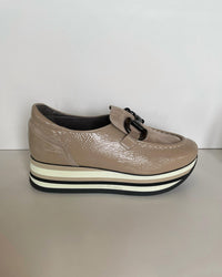 Softwaves - Women's Alina Patent Slip-on Platform Sneaker