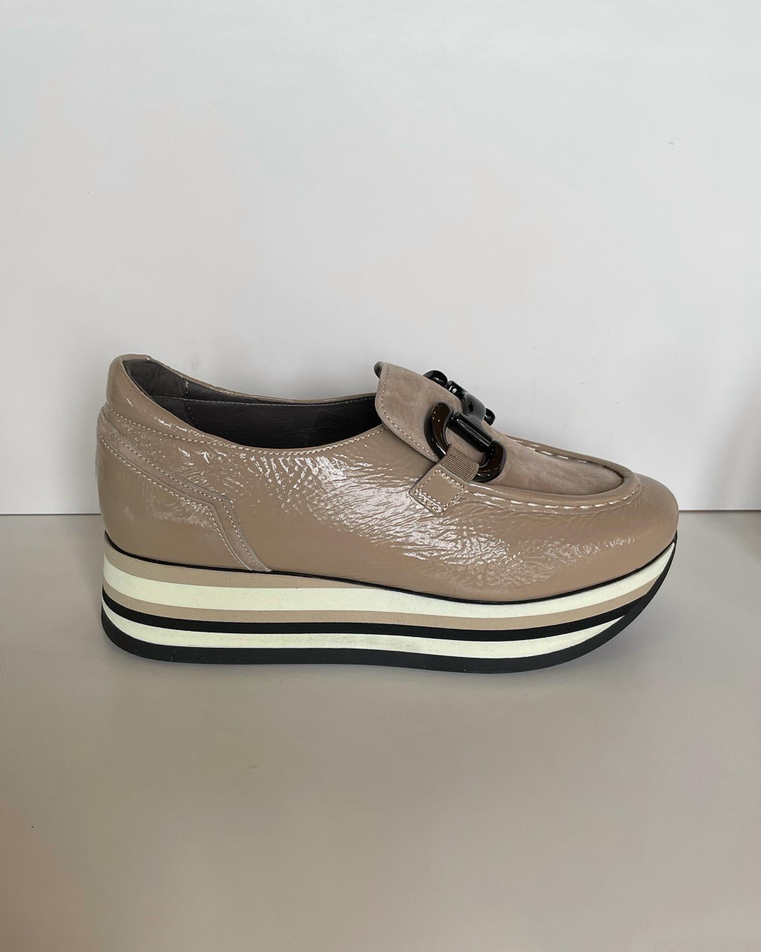 Softwaves - Women's Alina Patent Slip-on Platform Sneaker