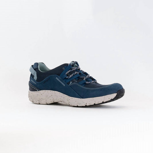 Clarks - Women's Wave Range Waterproof Sneakers