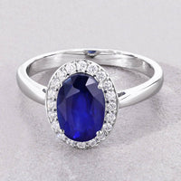 Diana M Jewels Women's Oval Natural Sapphire Fashion Ring (2.30 Ct) - Classic Plus in 18k white gold - women's jewelry - detail view