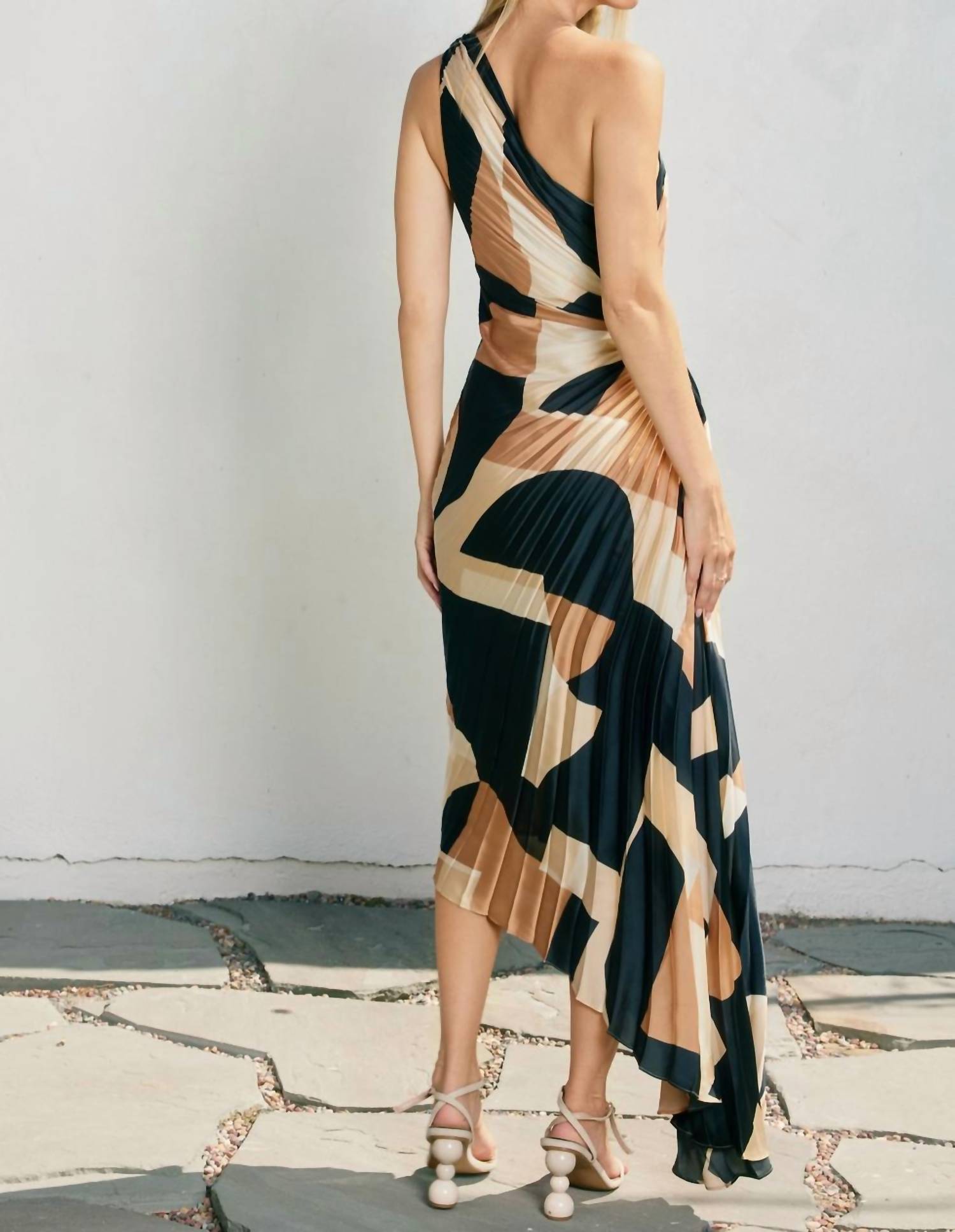 Dress Forum - Asymmetrical Pleated Maxi Dress