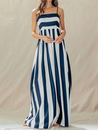 Urban Daizy - Striped Smocked Back Dress