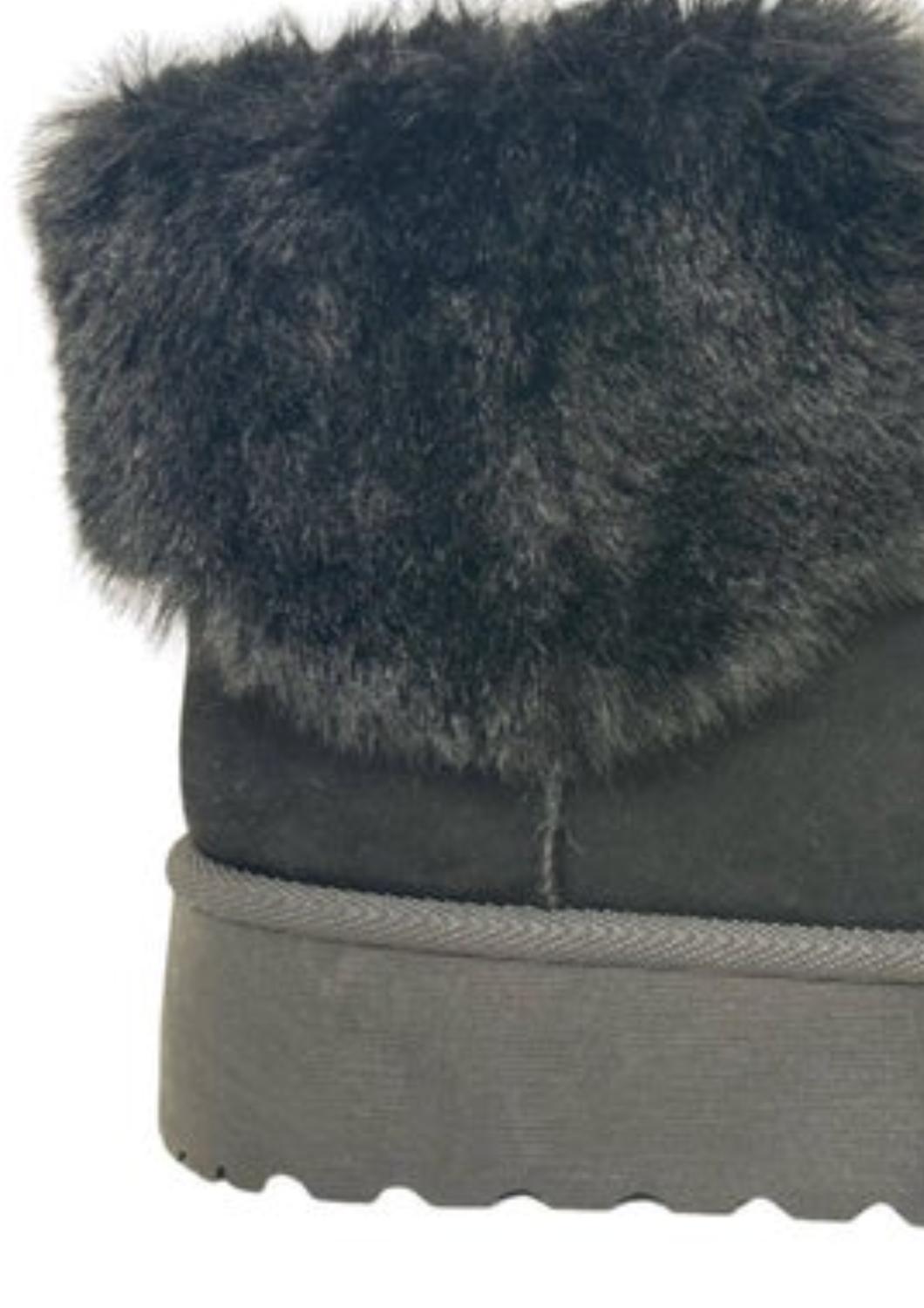 Very G - Women's Everlie Faux Fur Lined Bootie