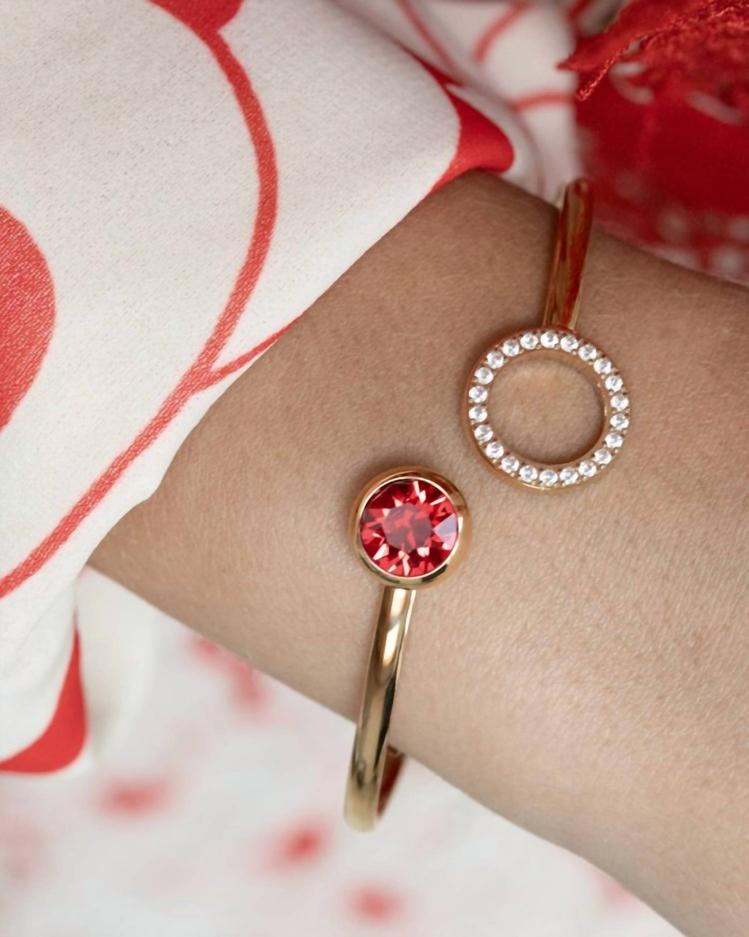 Qudo - Women's Cassine Interchangeable Bangle