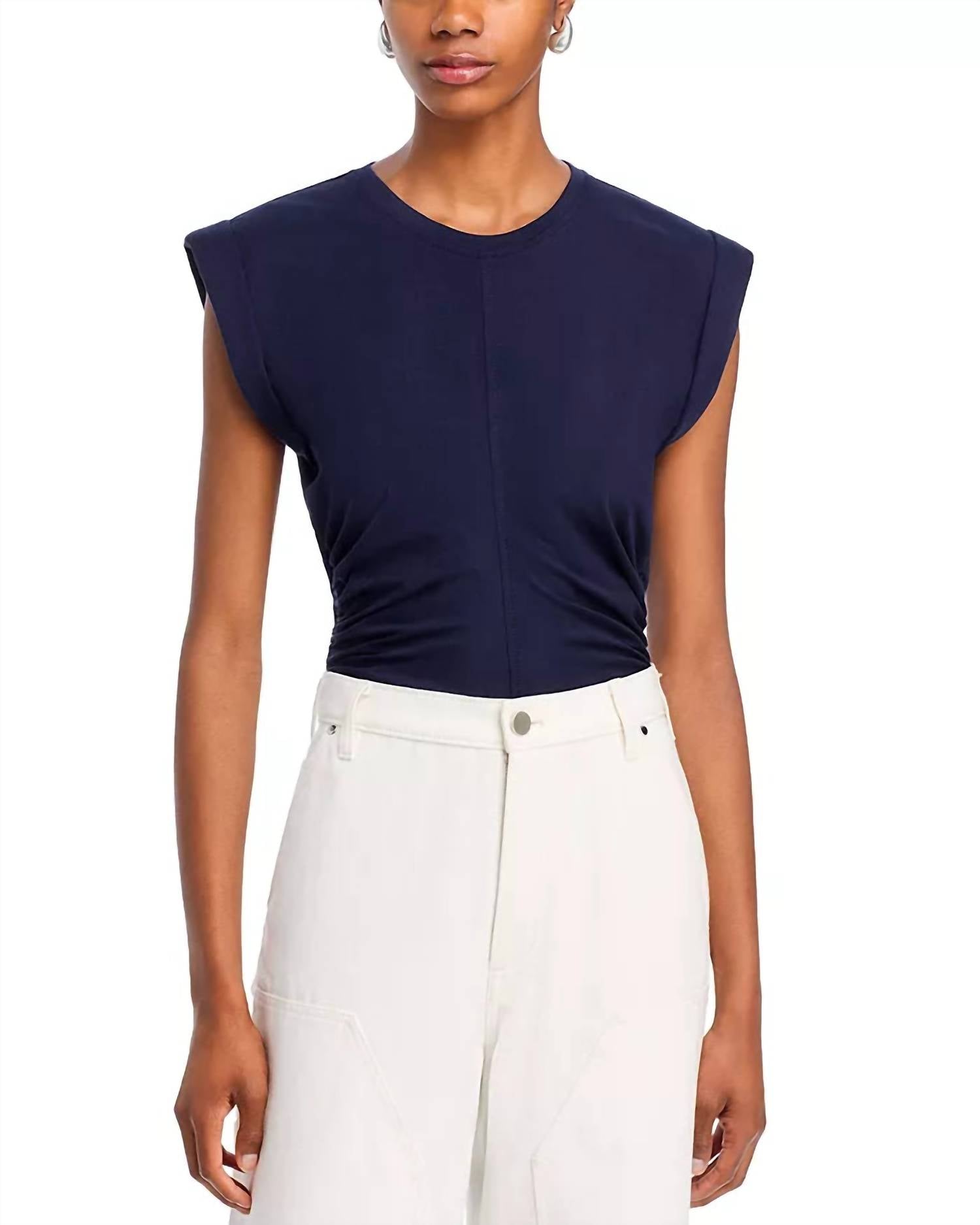 A.L.C. - Nia Tee